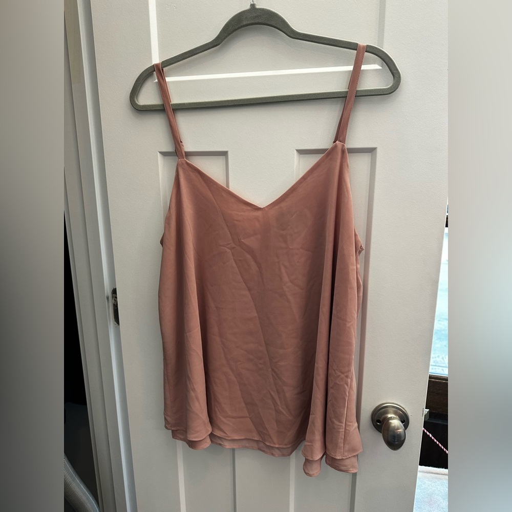 Torrid pink sleeveless camisole top size 00